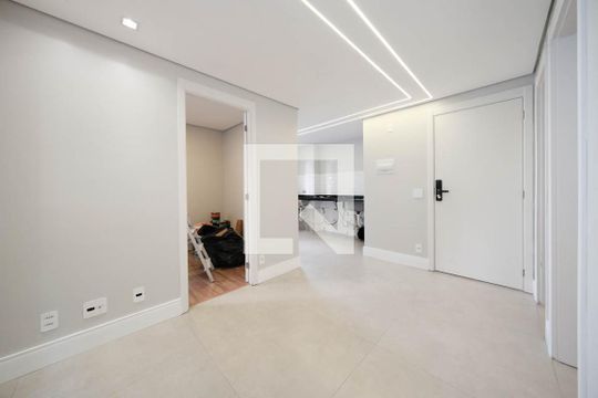 Sala/Cozinha de apartamento para alugar com 2 quartos, 34m² em Jardim Jaú (zona Leste), São Paulo