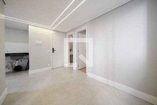 Sala/Cozinha de apartamento para alugar com 2 quartos, 34m² em Jardim Jaú (zona Leste), São Paulo