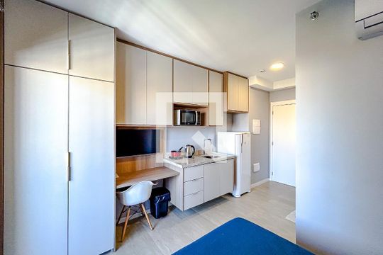 Studio de kitnet/studio para alugar com 1 quarto, 24m² em Tatuapé, São Paulo