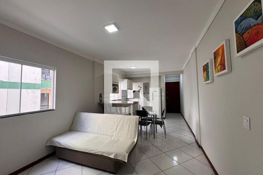 Sala de apartamento para alugar com 1 quarto, 42m² em Ingleses do Rio Vermelho, Florianópolis