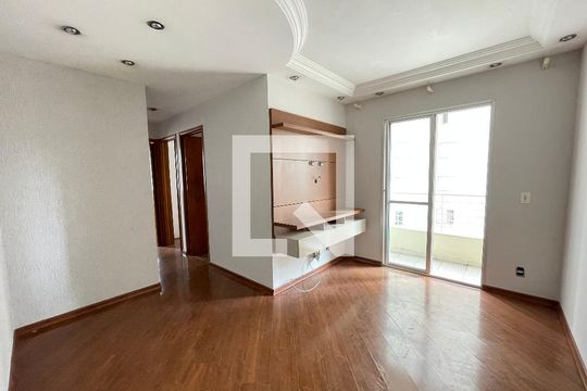 Sala de apartamento à venda com 3 quartos, 68m² em Jardim Monte Alegre, São Paulo