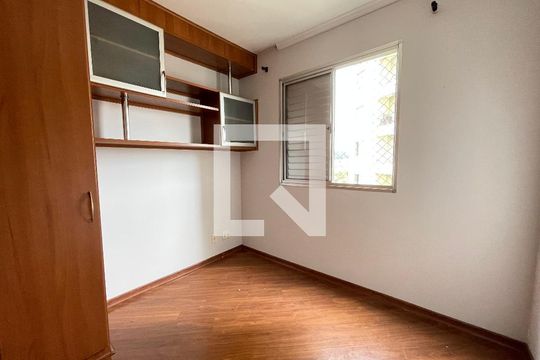 Quarto 1 de apartamento à venda com 3 quartos, 68m² em Jardim Monte Alegre, São Paulo