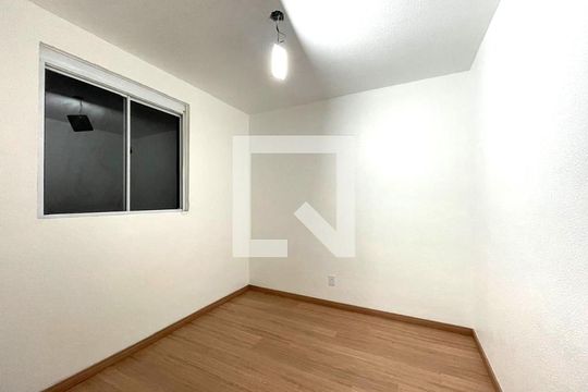 Quarto de apartamento para alugar com 2 quartos, 50m² em Canudos, Novo Hamburgo