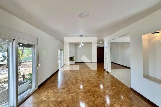 Foto 16 de casa para alugar com 8 quartos, 444m² em Granja Viana, Cotia