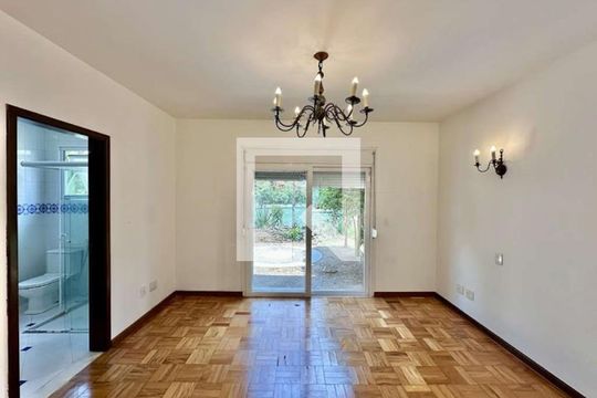 Foto 33 de casa para alugar com 8 quartos, 444m² em Granja Viana, Cotia