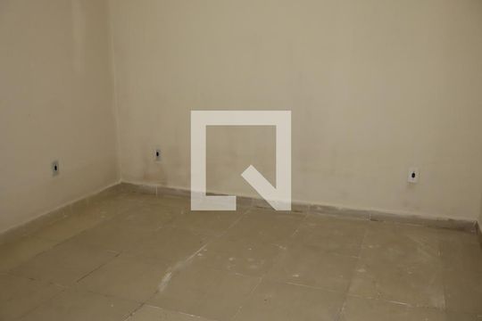 Quarto 1 de casa para alugar com 3 quartos, 100m² em Vila Margarida, São Paulo