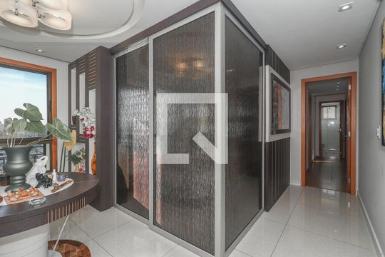 Sala de apartamento à venda com 2 quartos, 200m² em Passo D’areia, Porto Alegre