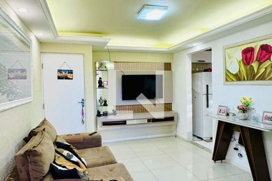 Sala de apartamento para alugar com 2 quartos, 50m² em São Marcos, Salvador
