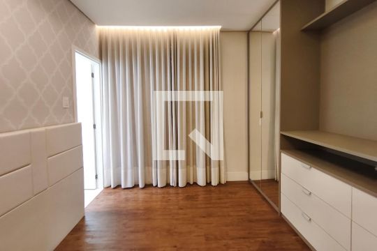 Quarto Suíte de casa de condomínio para alugar com 3 quartos, 120m² em Jardim America Ii, Campinas