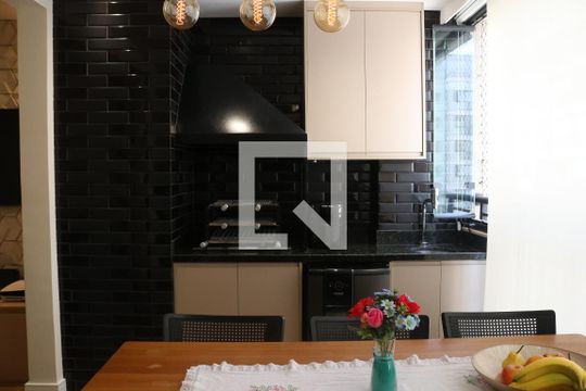 Varanda de apartamento à venda com 2 quartos, 69m² em Água Branca, São Paulo