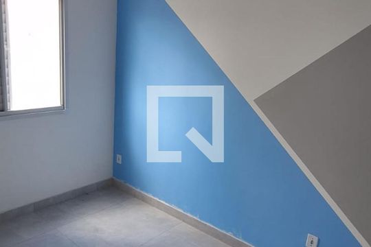 Casa de Condomínio para alugar com 2 quartos, 65m² em Água Espraiada, Cotia