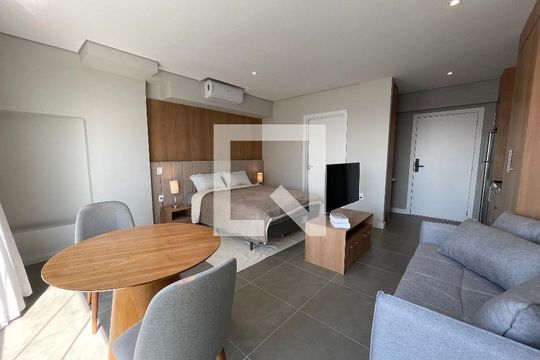 Studio/Sala/Quarto de kitnet/studio para alugar com 1 quarto, 35m² em Butantã, São Paulo
