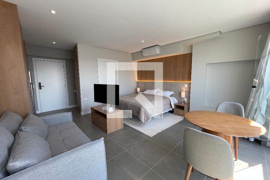 Studio/Sala/Quarto de kitnet/studio para alugar com 1 quarto, 36m² em Butantã, São Paulo