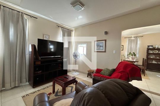 Sala de casa de condomínio para alugar com 4 quartos, 284m² em Morro das Pedras, Florianópolis