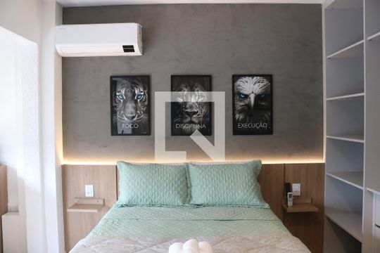 Quarto de kitnet/studio para alugar com 1 quarto, 26m² em Água Branca, São Paulo