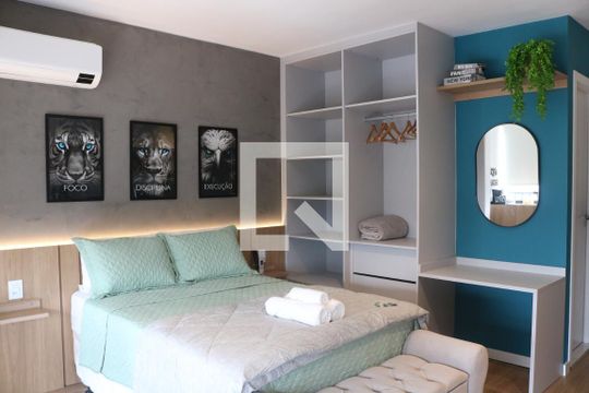 Quarto de kitnet/studio para alugar com 1 quarto, 26m² em Água Branca, São Paulo
