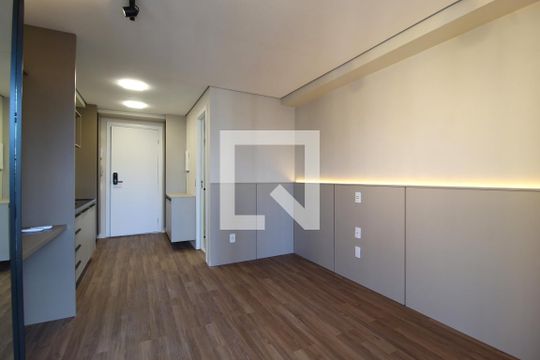 Sala/Quarto de kitnet/studio para alugar com 1 quarto, 25m² em Vila Olímpia, São Paulo