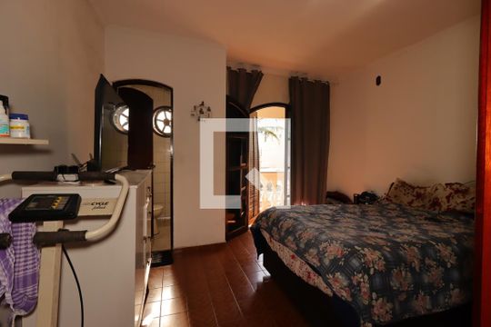 Suíte de casa à venda com 3 quartos, 168m² em Vila Silvestre, Santo André