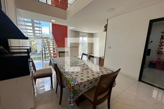 Sala de Jantar de casa de condomínio à venda com 5 quartos, 252m² em Suru, Barueri