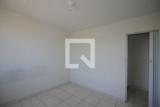 Sala de apartamento para alugar com 1 quarto, 45m² em Madureira, Rio de Janeiro