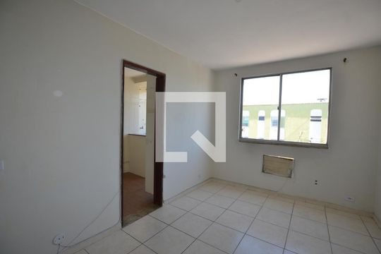 Sala de apartamento para alugar com 1 quarto, 45m² em Madureira, Rio de Janeiro