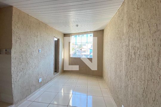 Apartamento para alugar com 1 quarto, 15m² em Quintino Bocaiúva, Rio de Janeiro
