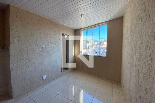 Apartamento para alugar com 1 quarto, 15m² em Quintino Bocaiúva, Rio de Janeiro