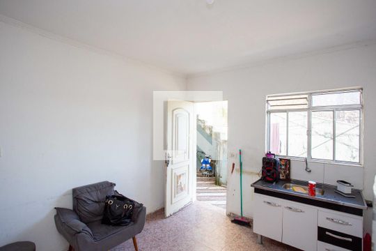 Cozinha Casa 1 de casa à venda com 3 quartos, 180m² em Casa Grande, Diadema