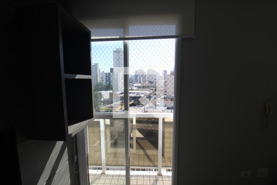 Sala / Cozinha - Varanda de apartamento para alugar com 1 quarto, 40m² em Carandiru, São Paulo