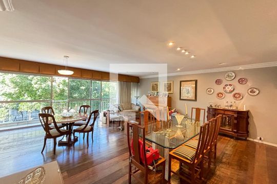 Sala de apartamento à venda com 3 quartos, 176m² em Copacabana, Rio de Janeiro