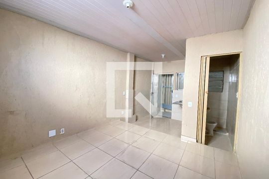 Apartamento para alugar com 1 quarto, 15m² em Quintino Bocaiúva, Rio de Janeiro