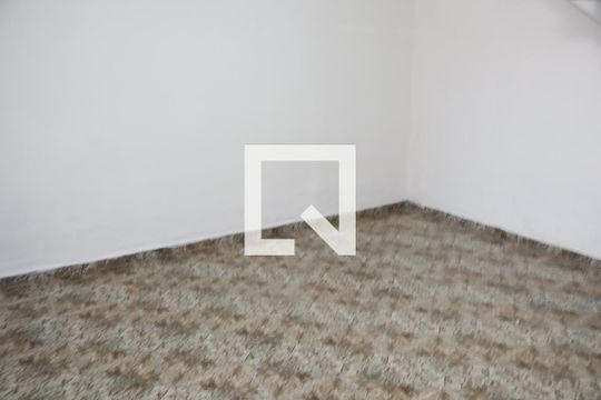 Sala de casa à venda com 4 quartos, 270m² em Vila Darli, São Paulo