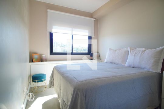 Suíte Americana de apartamento à venda com 1 quarto, 47m² em Jardim do Salso, Porto Alegre