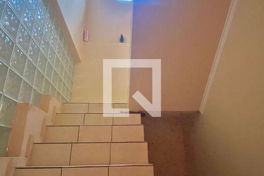 Casa à venda com 3 quartos, 100m² em Parque Continental Ii, Guarulhos