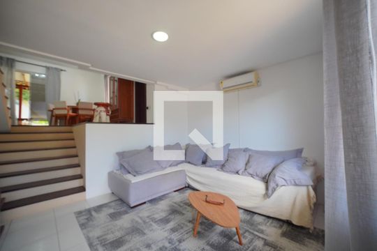 Casa para alugar com 3 quartos, 133m² em Campeche Central, Florianópolis