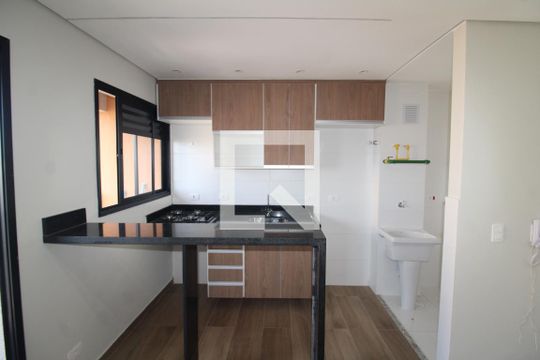 Sala / Cozinha de apartamento à venda com 2 quartos, 42m² em Vila Pauliceia, São Paulo
