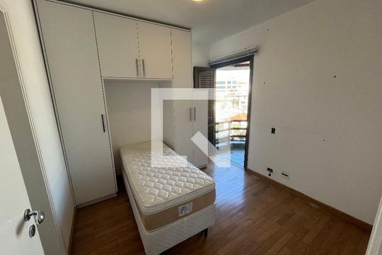 Quarto de apartamento à venda com 4 quartos, 139m² em Vila Sonia, São Paulo