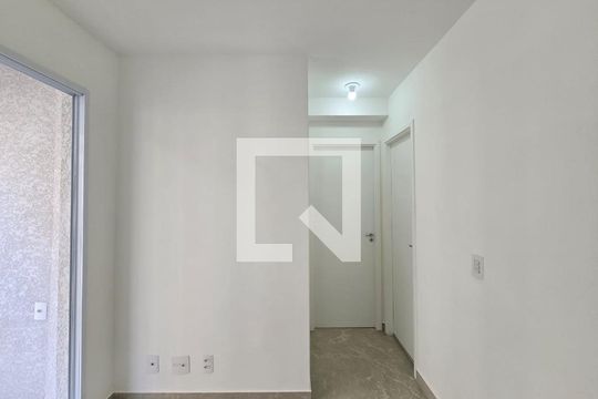 Sala de apartamento à venda com 2 quartos, 44m² em Picanço, Guarulhos