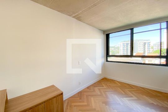 Suíte 1 de apartamento para alugar com 2 quartos, 59m² em Vila Ipojuca, São Paulo