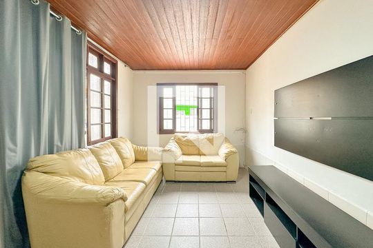 Sala de TV de casa para alugar com 2 quartos, 70m² em Ingleses do Rio Vermelho, Florianópolis