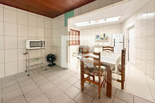 Sala de Jantar de casa para alugar com 2 quartos, 70m² em Ingleses do Rio Vermelho, Florianópolis