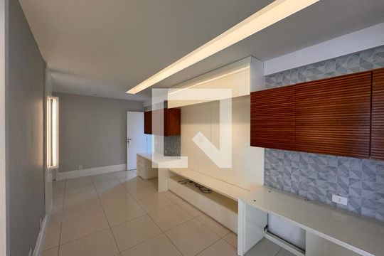 Hall Íntimo de apartamento para alugar com 4 quartos, 260m² em Barra da Tijuca, Rio de Janeiro