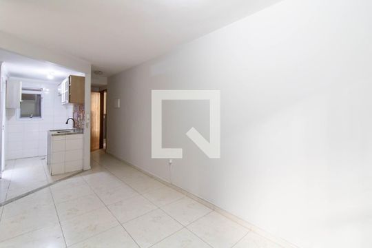 Sala de apartamento para alugar com 2 quartos, 80m² em Vila Galvão, Guarulhos