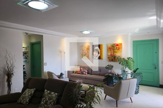 Sala  de apartamento à venda com 4 quartos, 145m² em Vila Augusta, Guarulhos