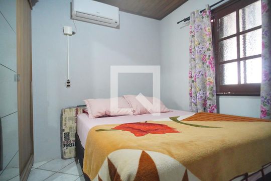 Quarto  de casa à venda com 1 quarto, 50m² em Vicentina, São Leopoldo
