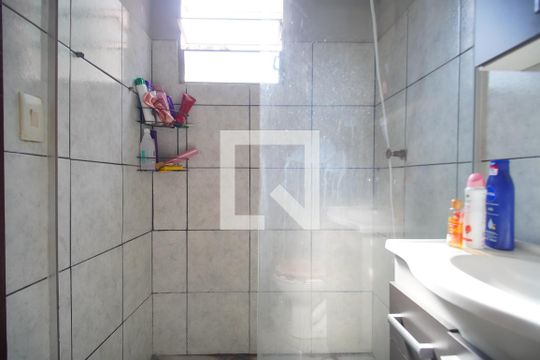 Banheiro de casa à venda com 1 quarto, 50m² em Vicentina, São Leopoldo