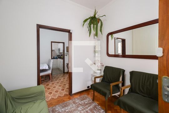 Casa à venda com 4 quartos, 195m² em Sagrada Família, Belo Horizonte