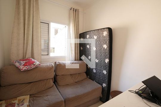 Quarto 1 de apartamento para alugar com 2 quartos, 72m² em Vila Floresta, Santo André