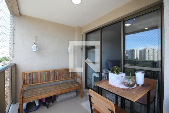 Sala - Varanda de apartamento à venda com 3 quartos, 77m² em Barra Olímpica, Rio de Janeiro