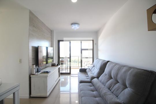 Sala de apartamento à venda com 3 quartos, 77m² em Barra Olímpica, Rio de Janeiro